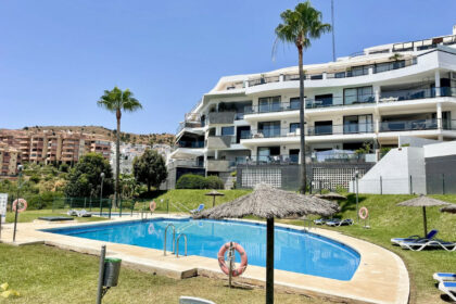 ed9a99e8fc7bd3801d2ffbe1f00c8d3c - 17