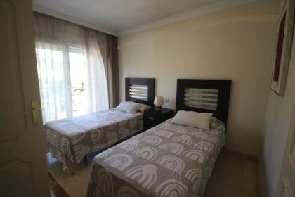 edbb24154581ce7fbe0f4ecfe52eefad - 27