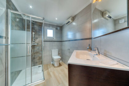 ee65c25f15962514ed8dcaca9b05f291 - 14