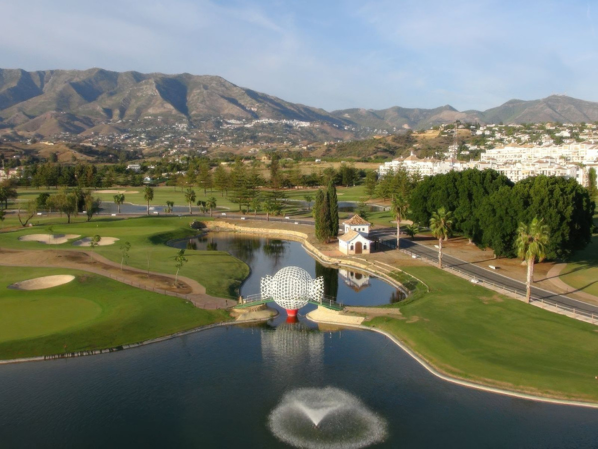 ee65c25f15962514ed8dcaca9b05f291 - 21