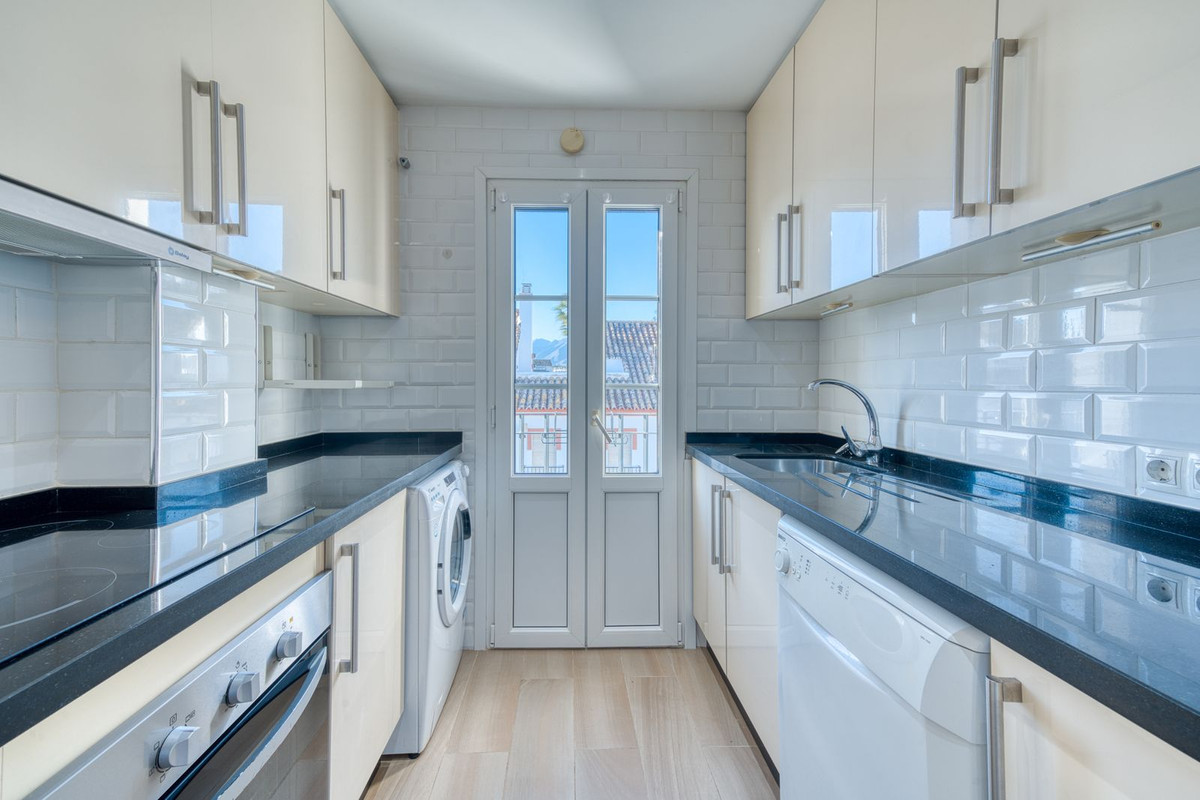 ee65c25f15962514ed8dcaca9b05f291 - 9