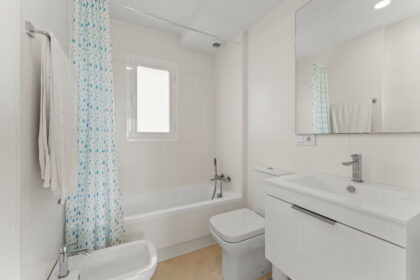 eeb4a451f46e24e07a15ace5783777bc - 15