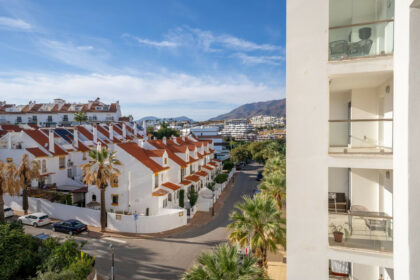 eeb4a451f46e24e07a15ace5783777bc - 2