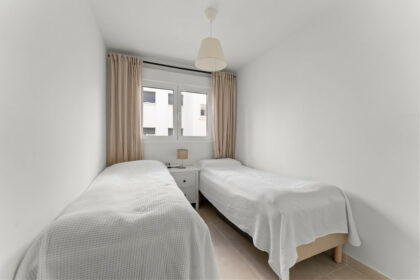 eeb4a451f46e24e07a15ace5783777bc - 20