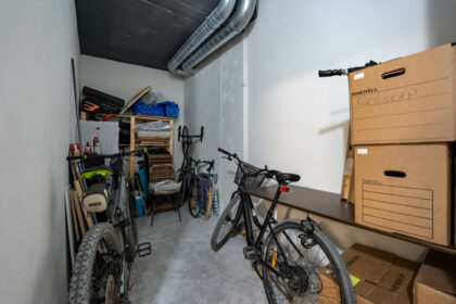 eeb4a451f46e24e07a15ace5783777bc - 26