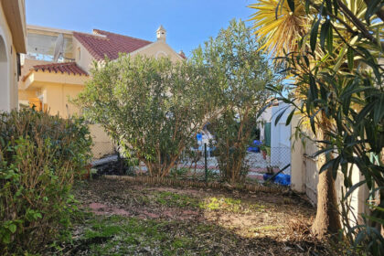 eebd4e6571b3aa82828b18b97dfff5c4 - 18