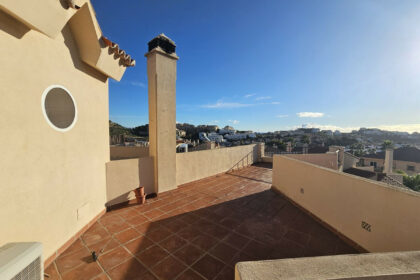 eebd4e6571b3aa82828b18b97dfff5c4 - 37