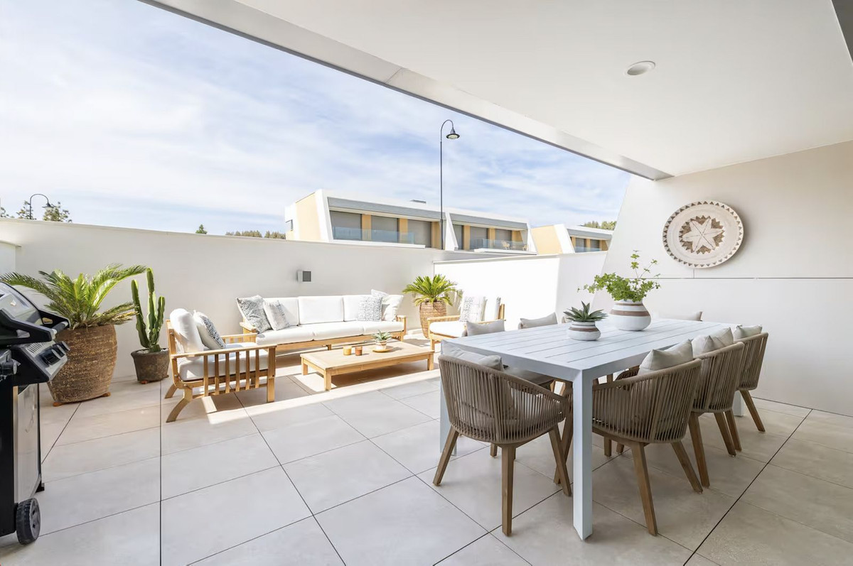 eed79c1c180f04ca580980cb5ca606ac - 14