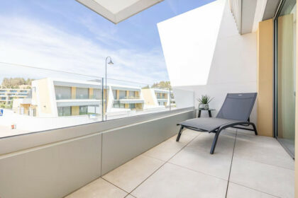 eed79c1c180f04ca580980cb5ca606ac - 32