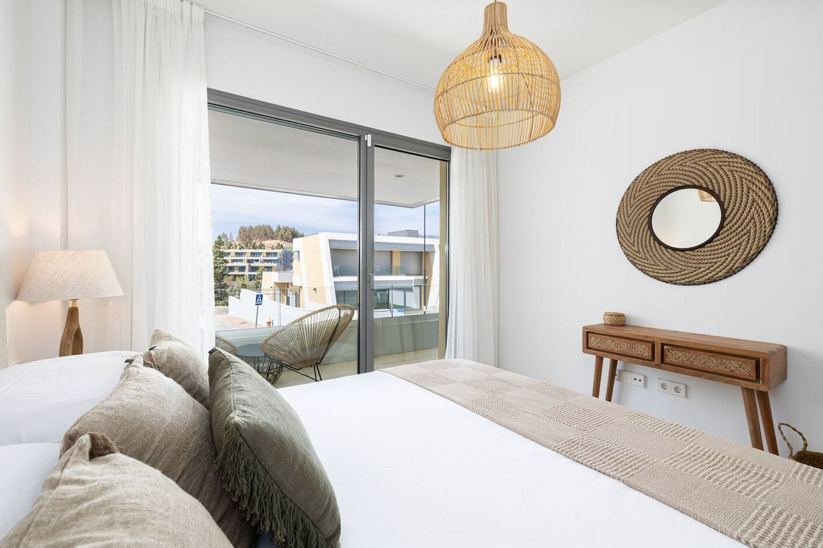 eed79c1c180f04ca580980cb5ca606ac - 34