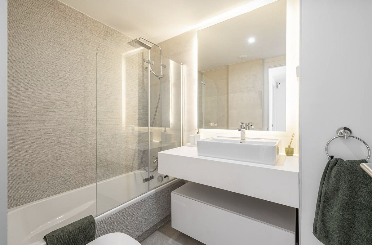 eed79c1c180f04ca580980cb5ca606ac - 36