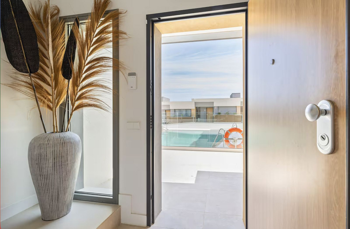 eed79c1c180f04ca580980cb5ca606ac - 40