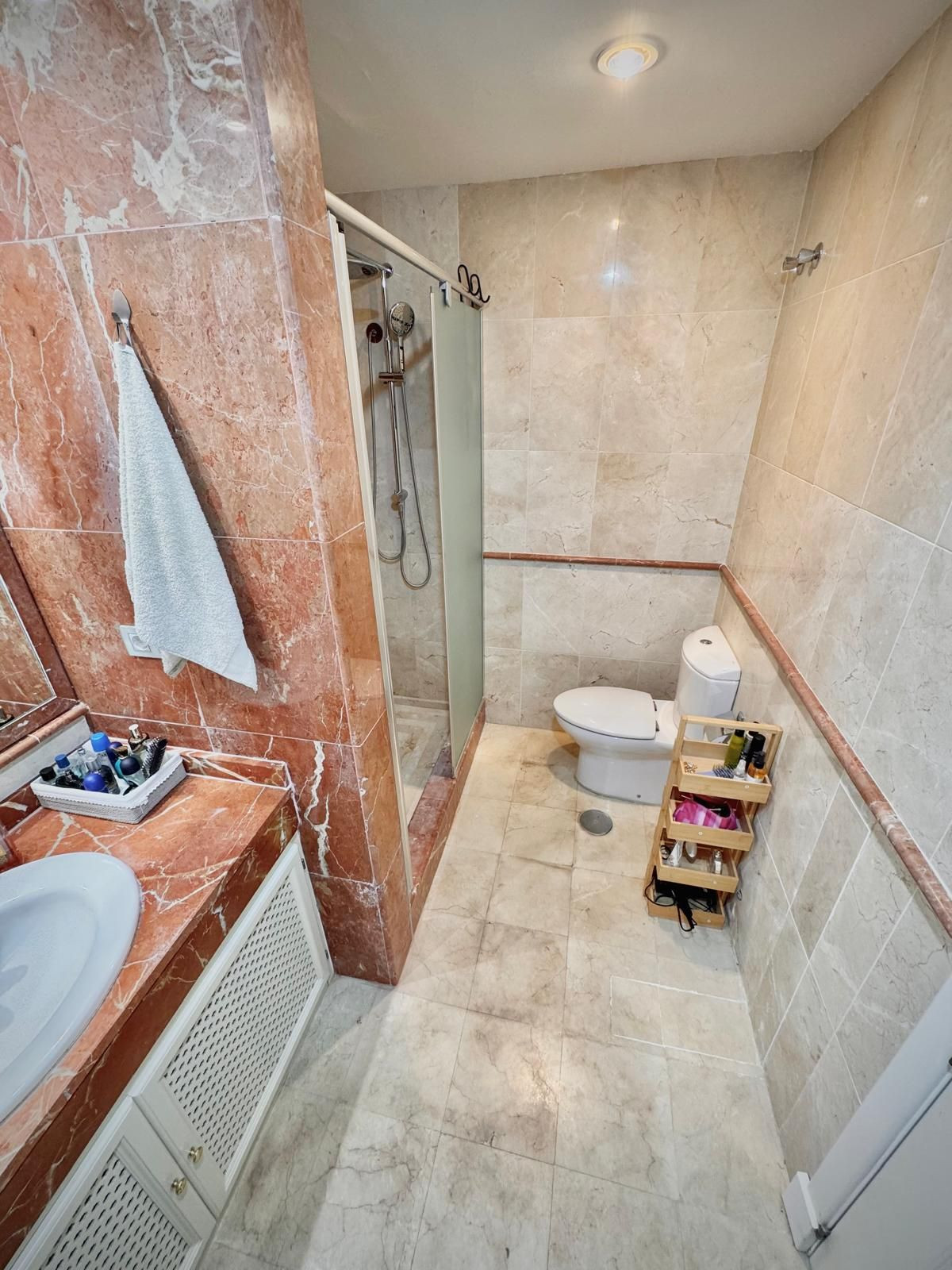 eeff1bf7f25b960b5e498aba1ff36bc4 - 15