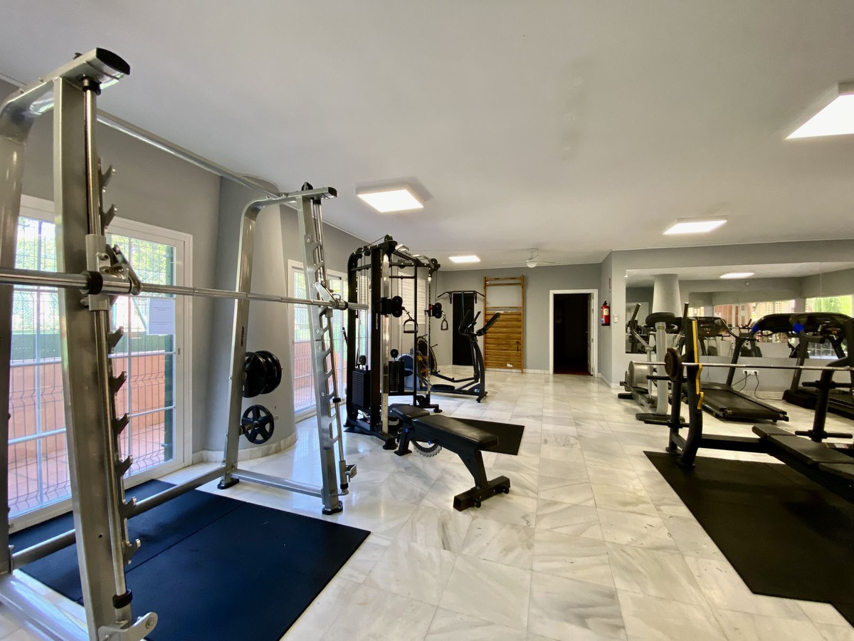 eeff1bf7f25b960b5e498aba1ff36bc4 - 24