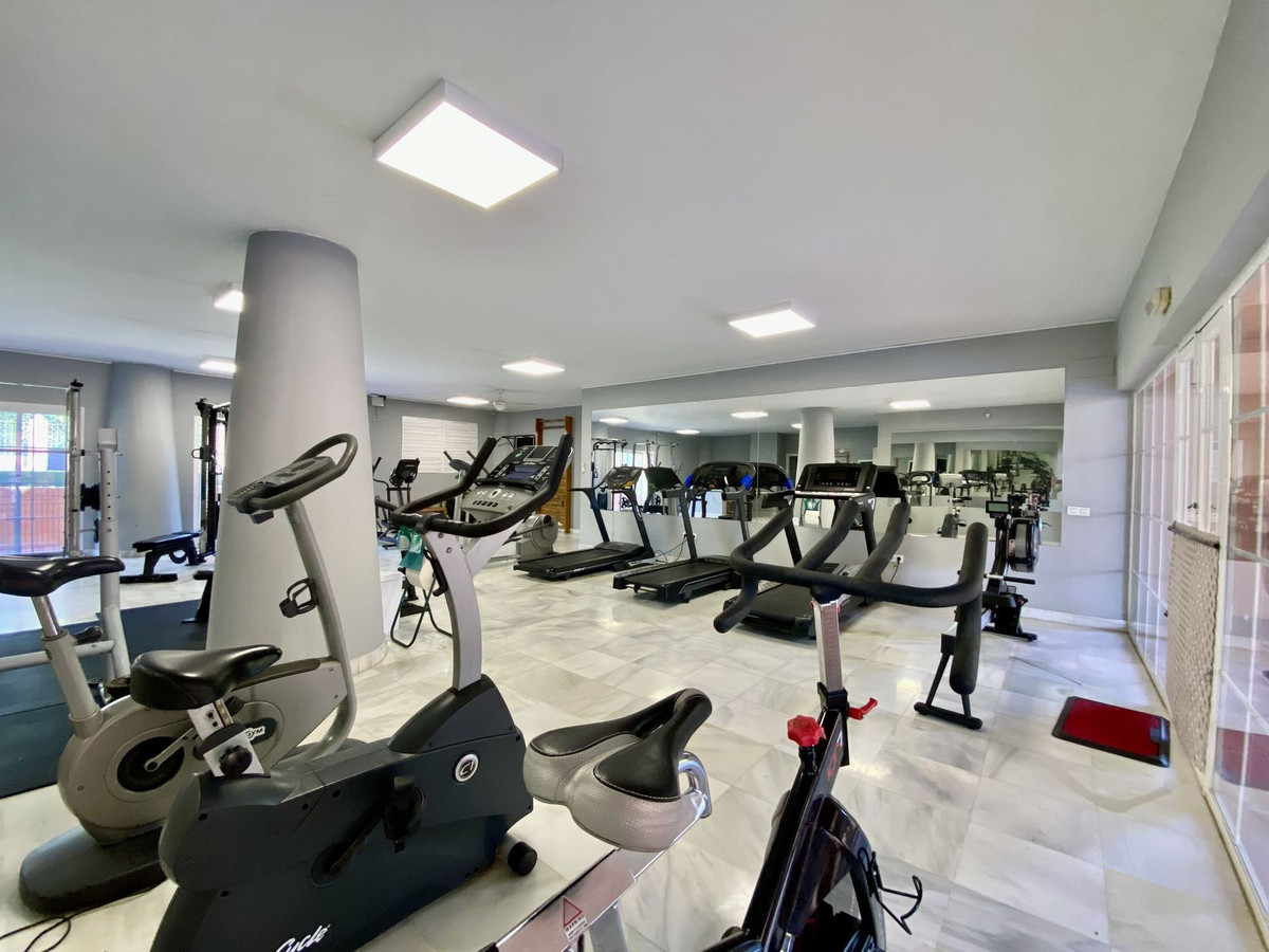 eeff1bf7f25b960b5e498aba1ff36bc4 - 25