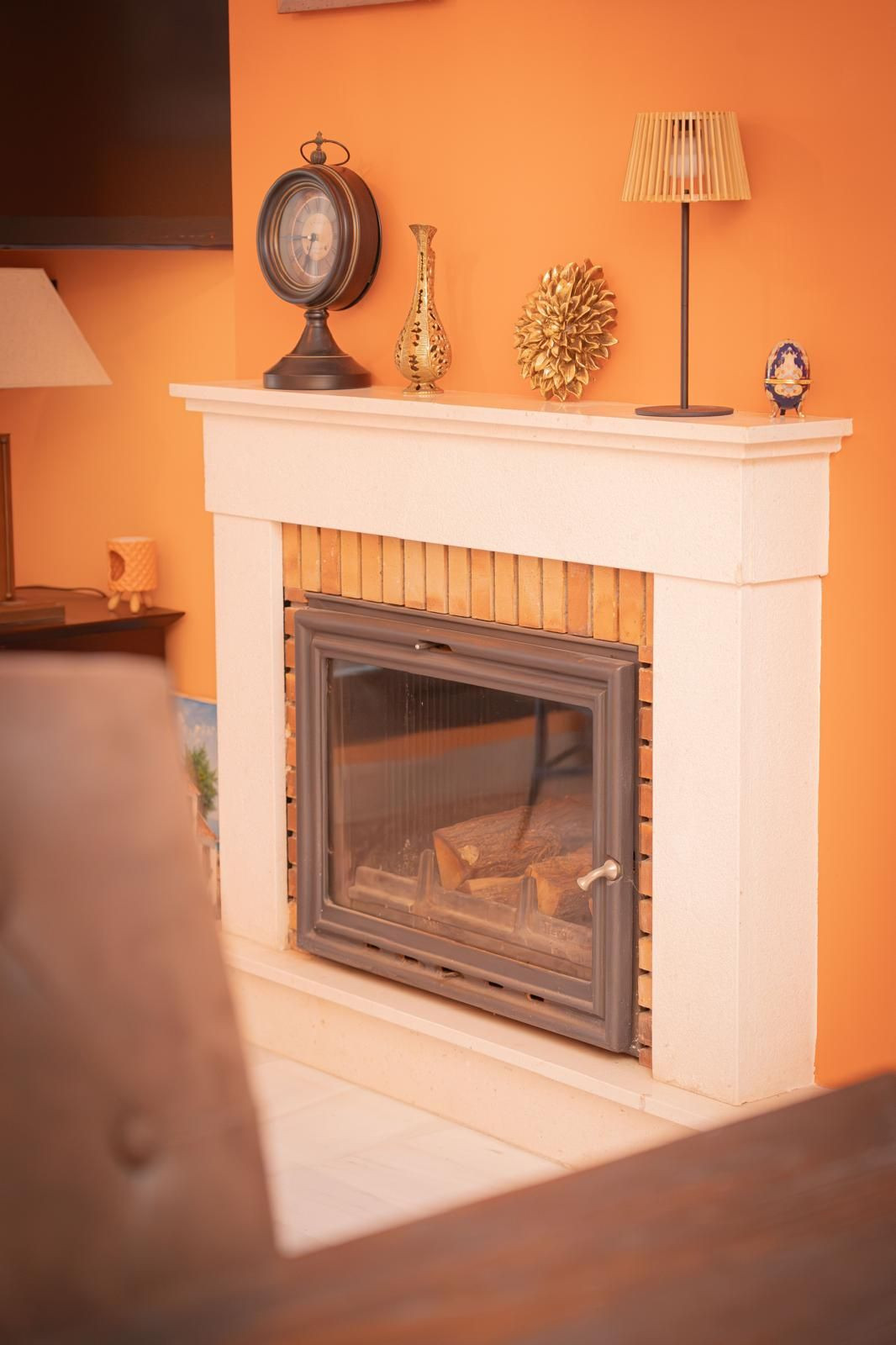 eeff1bf7f25b960b5e498aba1ff36bc4 - 9