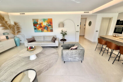 ef9c0e3c0d1fc4068d9c9bcf3c3e5bfd - 11