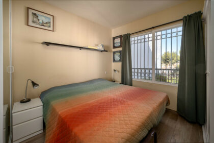 efbf42a4306b4021320651d8ae85f7c8 - 11