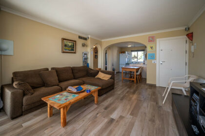 efbf42a4306b4021320651d8ae85f7c8 - 8