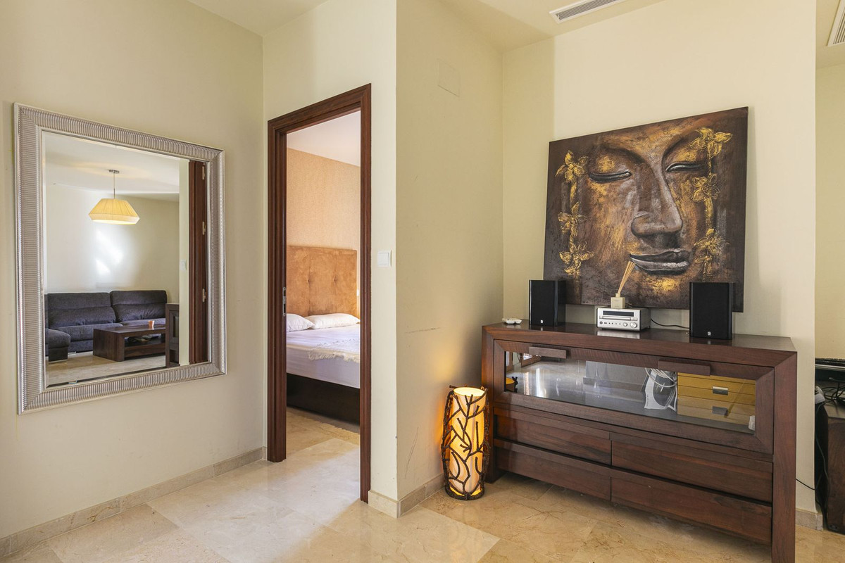 efc33ea68924edd9f1b216a90913ac39 - 11