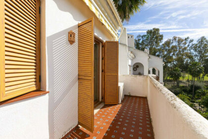 efc33ea68924edd9f1b216a90913ac39 - 31