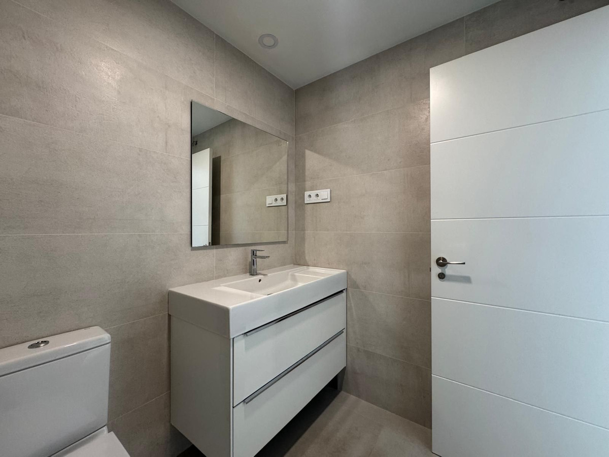 f073998cd33be223773558e281ad89cf - 12