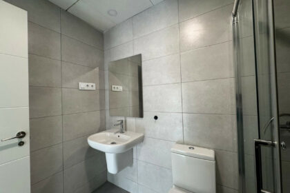 f073998cd33be223773558e281ad89cf - 15