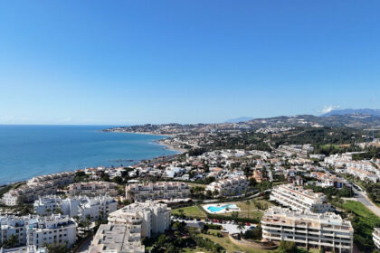 f080764b92acb6ae919446104d7dbaa2 - 12