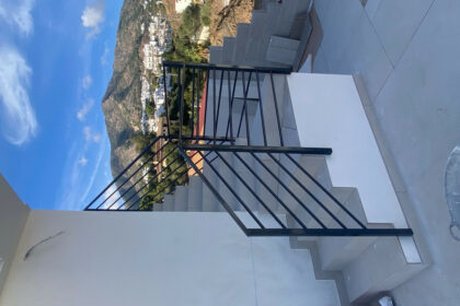 f0b047335fd00ae60c165bfdb43ebaa4 - 18