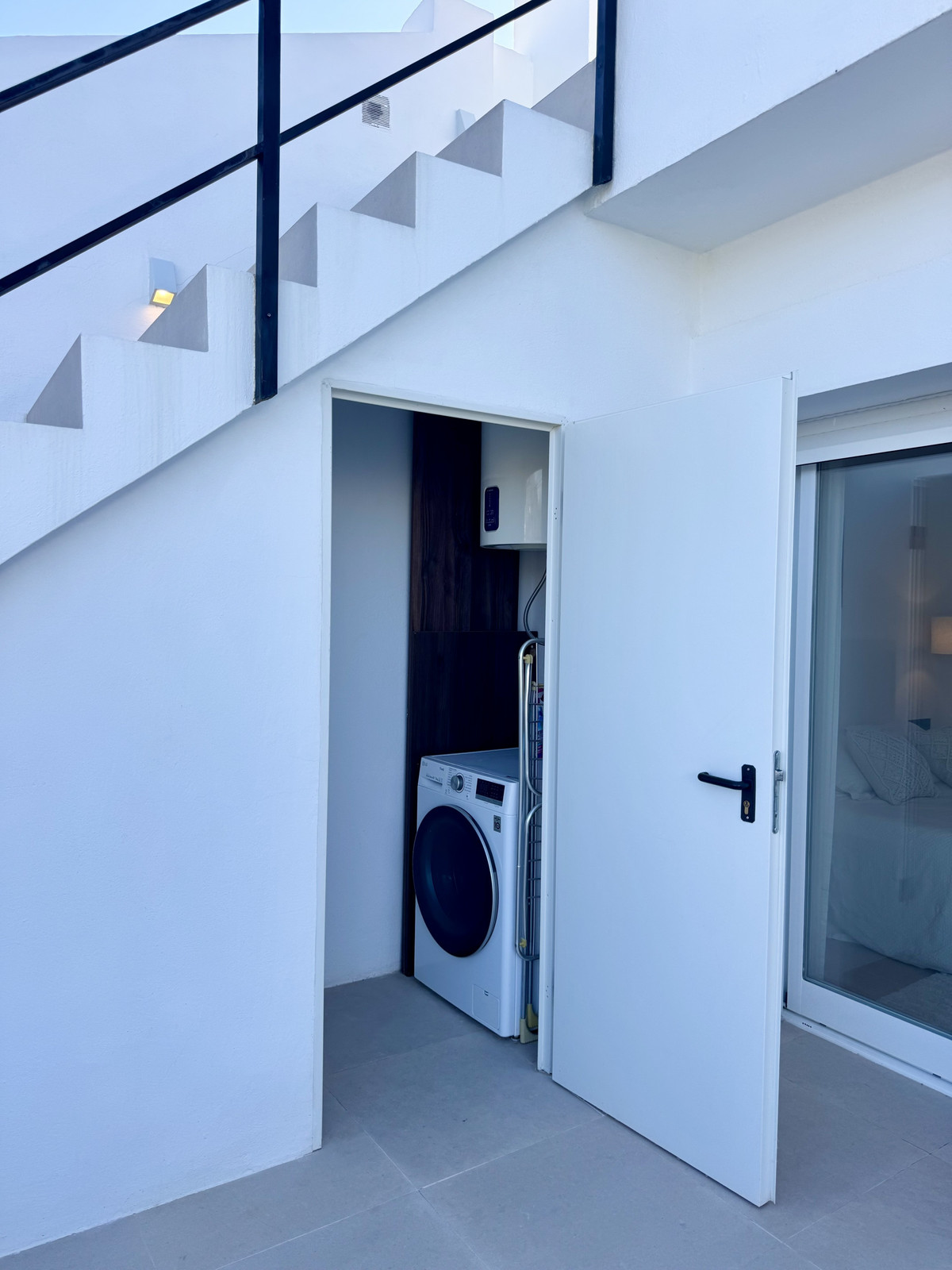 f152cb46d0daa9ef3c643cc85e8c7263 - 41