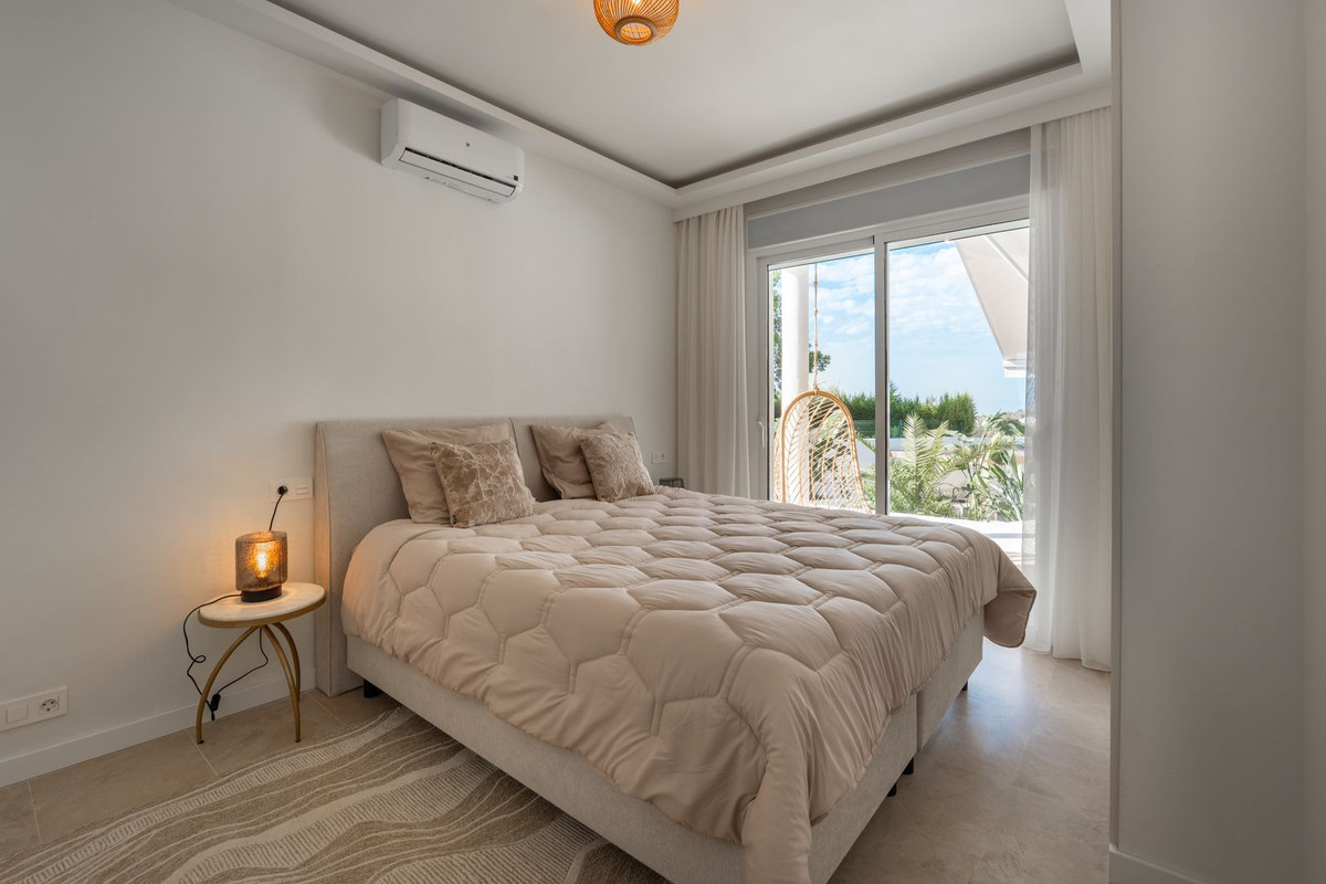 f19fe02e998ad256197fe69e803d202f - 14