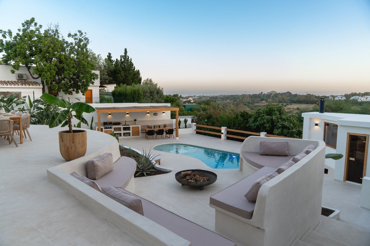 f19fe02e998ad256197fe69e803d202f - 28