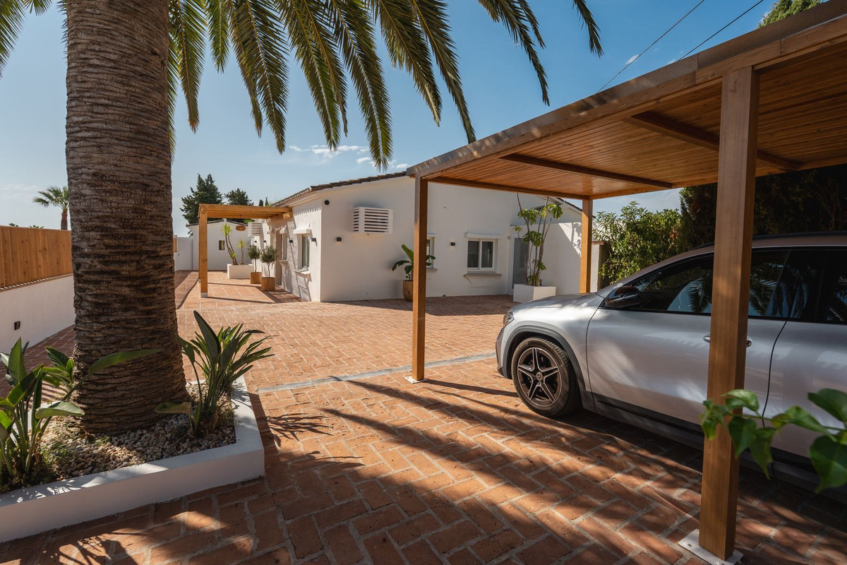 f19fe02e998ad256197fe69e803d202f - 31