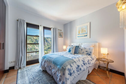 f1ba562ac071fdfcabd5e751407e9709 - 15