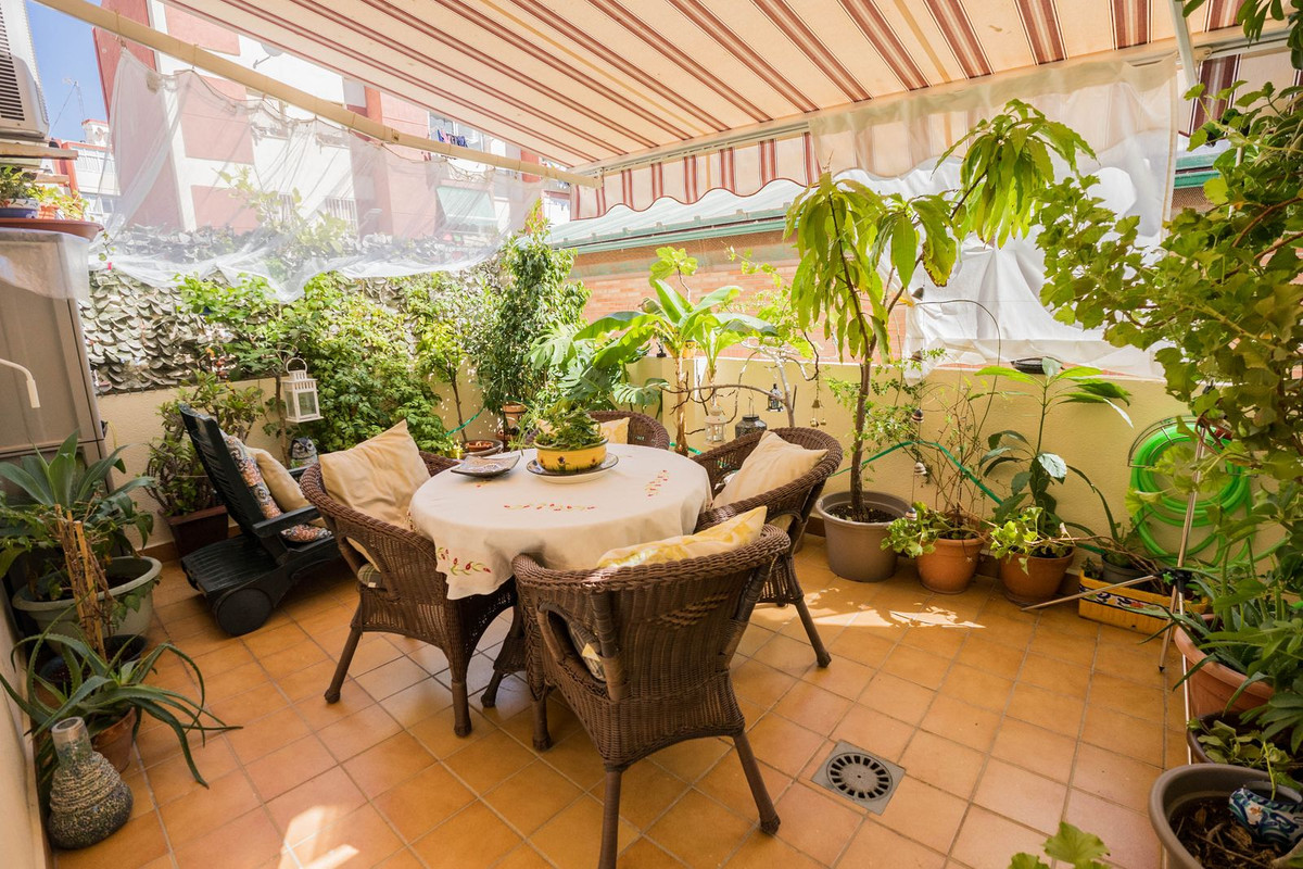 f1c659333203fa1ab8f9b38d9a51bb81 - 13