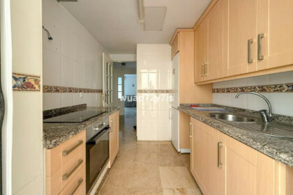 f1e7c14918503be8b437e0321c22df49 - 9