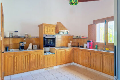 f21fbde4dc7c928429a8dfbba39157a2 - 12