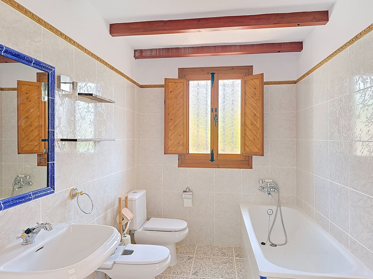 f21fbde4dc7c928429a8dfbba39157a2 - 26