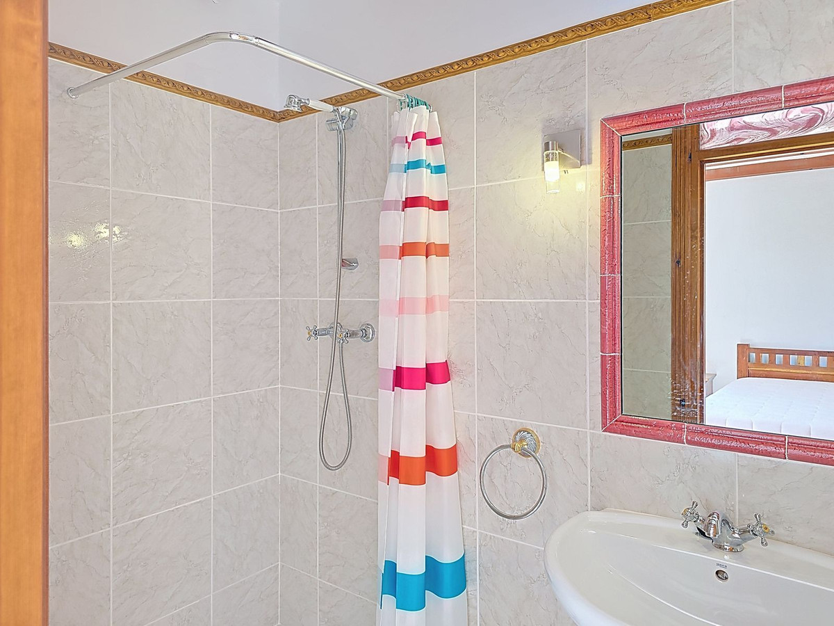 f21fbde4dc7c928429a8dfbba39157a2 - 29