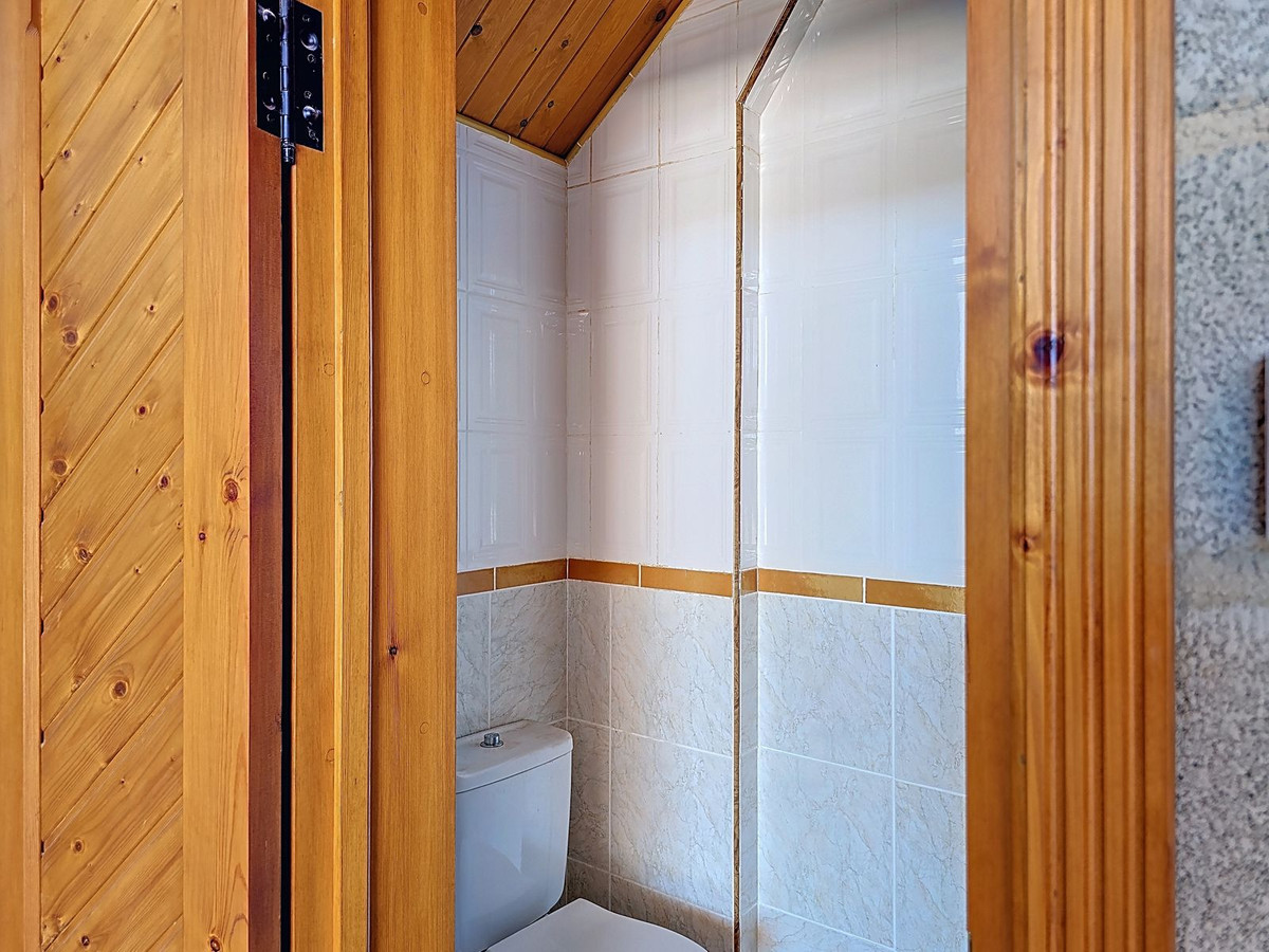 f21fbde4dc7c928429a8dfbba39157a2 - 37