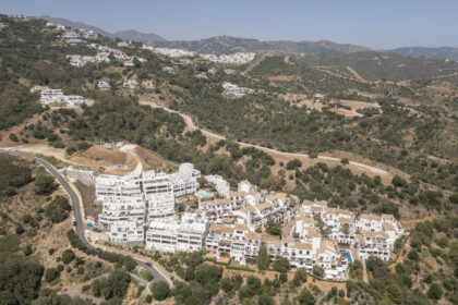 f23cbf8ca1cda7b8f703e5fe0a613993 - 40