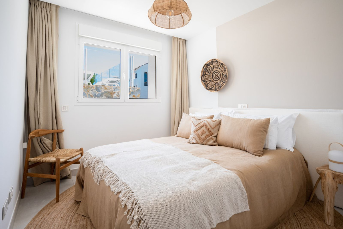 f23cbf8ca1cda7b8f703e5fe0a613993 - 9