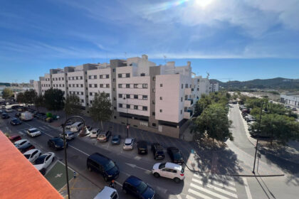 f24b269d2978520165b7e9234db5d855 - 13