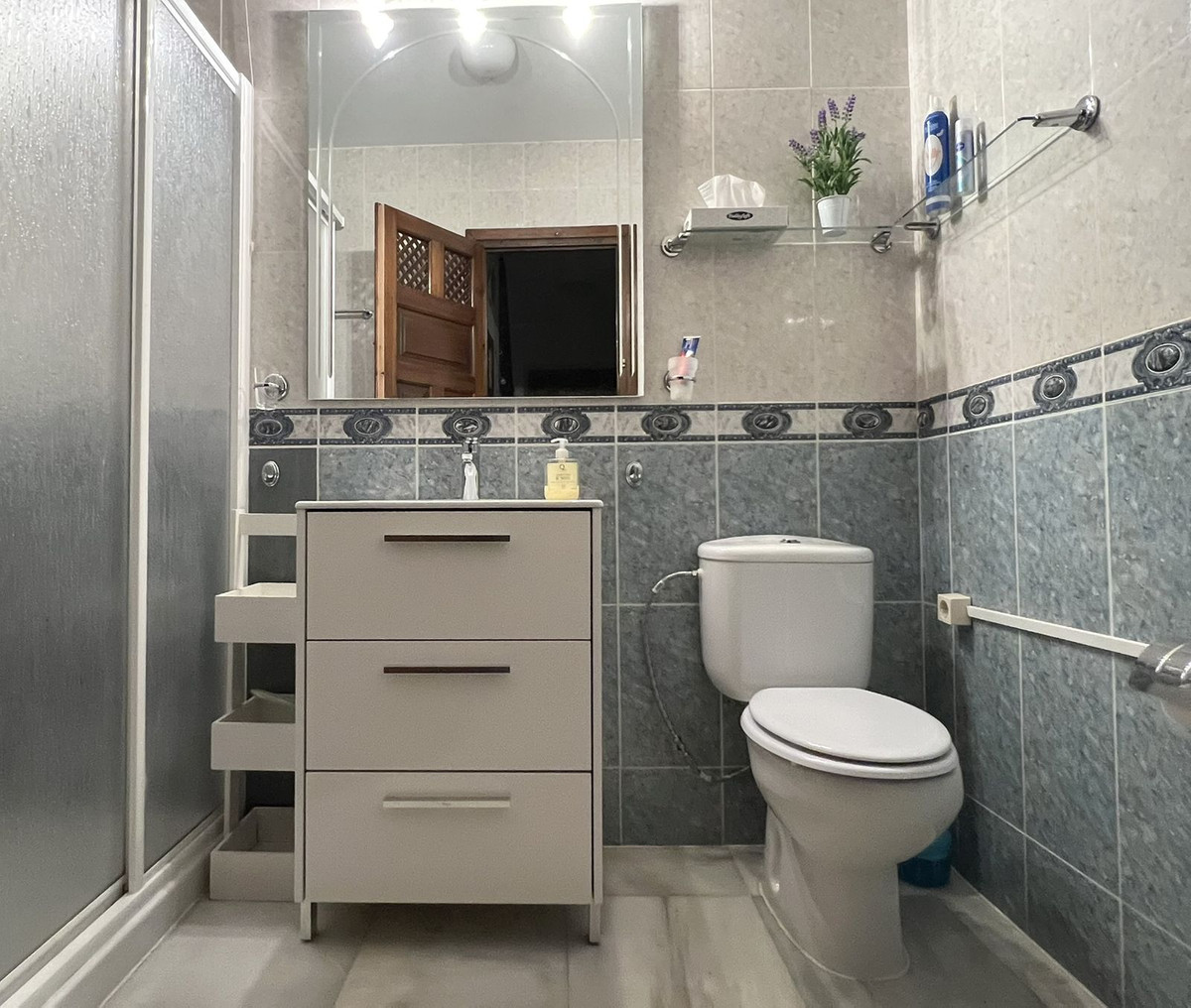 f280ca90c86b550a6f8521acdf17167d - 18