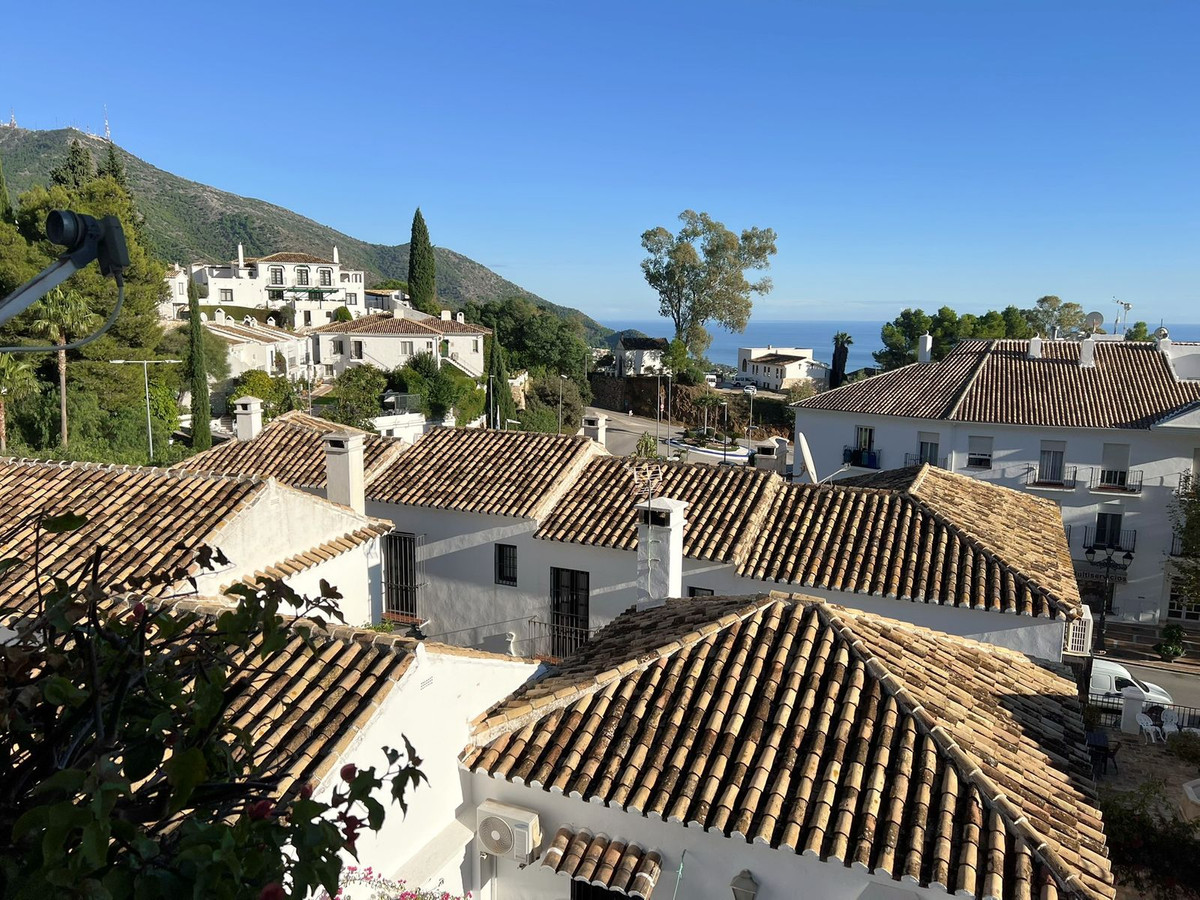 f280ca90c86b550a6f8521acdf17167d - 24