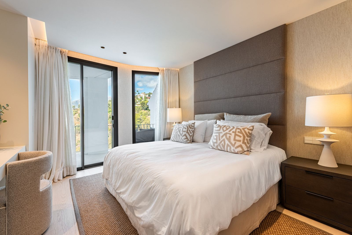 f2dae1a19c391a991f230759d7895196 - 14