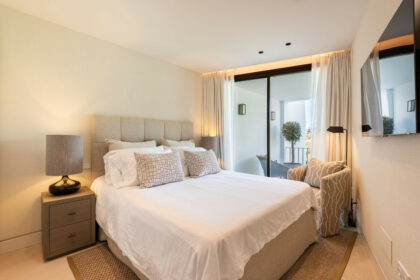 f2dae1a19c391a991f230759d7895196 - 18