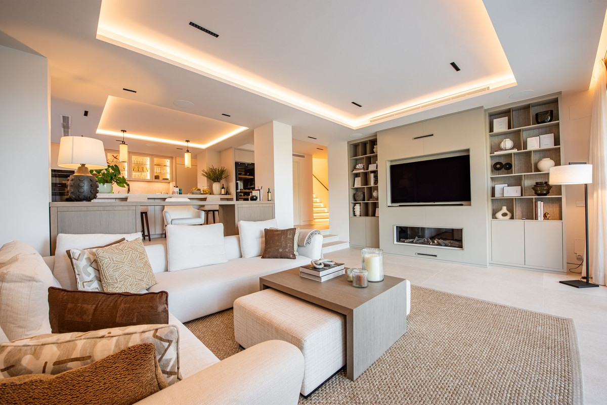 f2dae1a19c391a991f230759d7895196 - 2