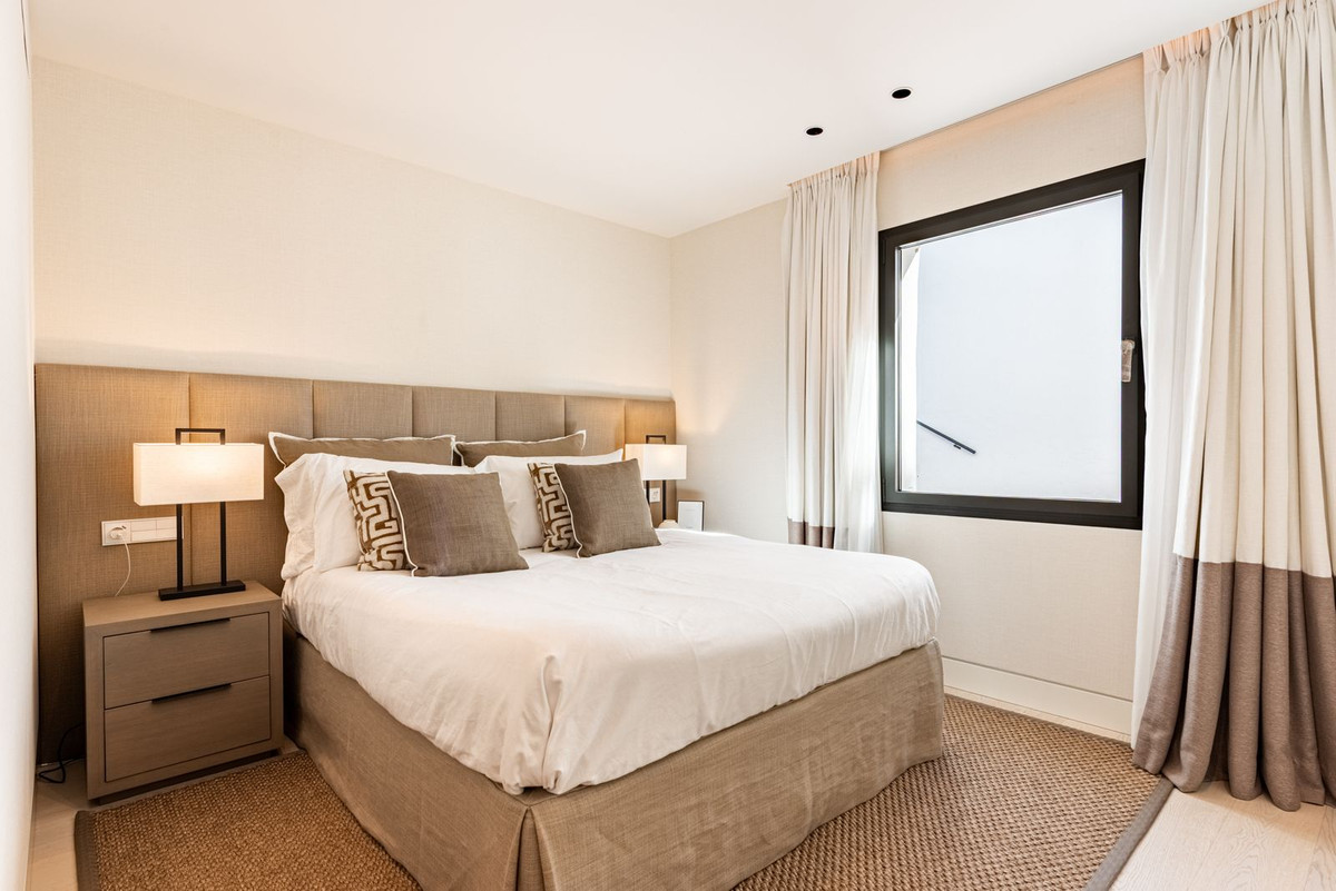 f2dae1a19c391a991f230759d7895196 - 20