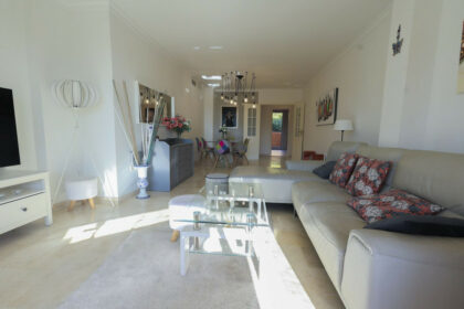 f2ed214f18346620560a5074709a4ec3 - 6